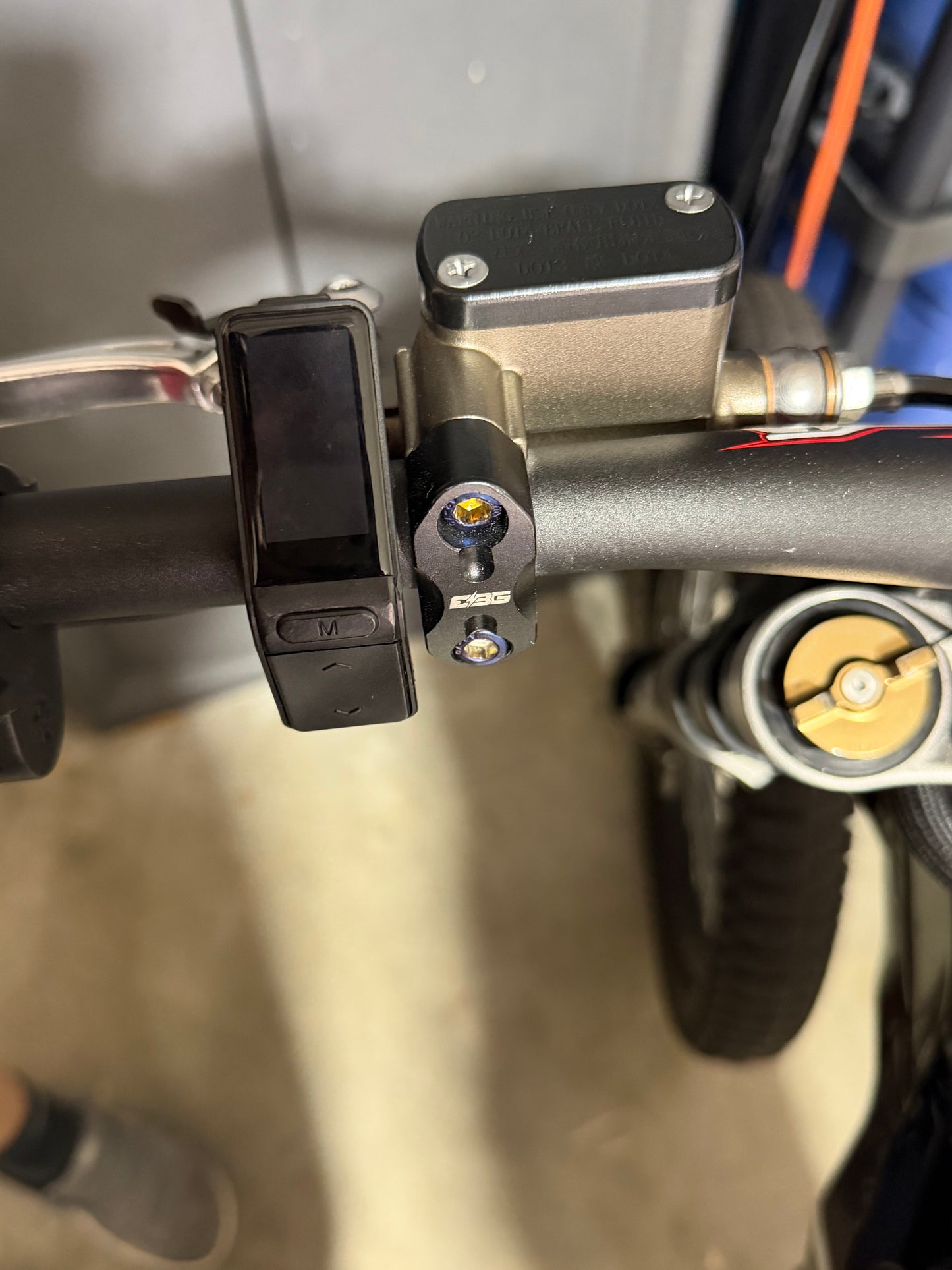 Ultra bee/ formula titanium ￼