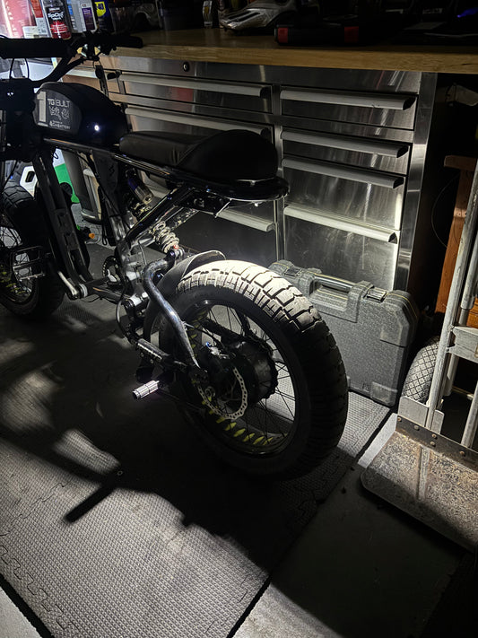 Super73 rock light 40 luments v2