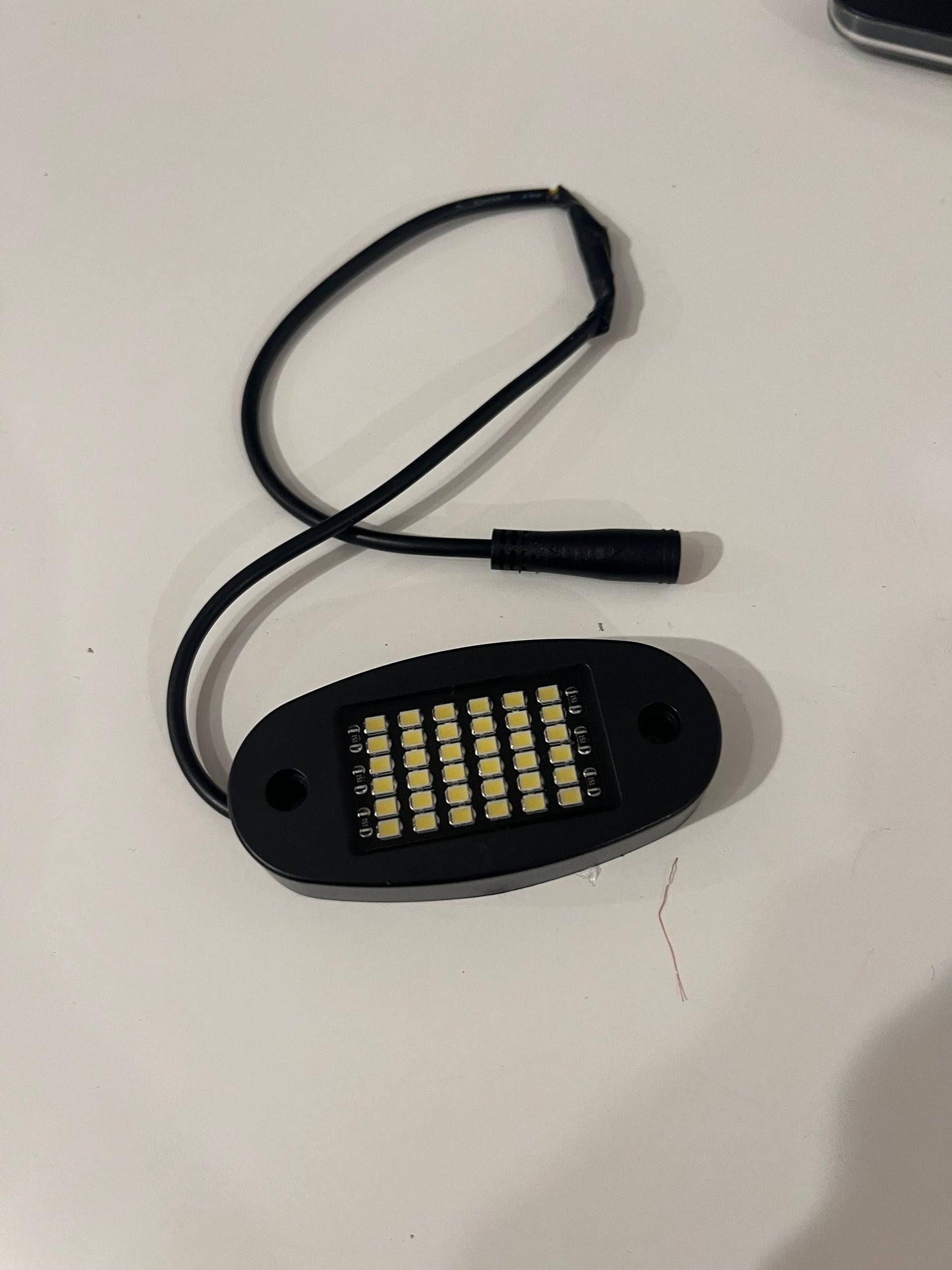 Super73 rock light 40 luments v2